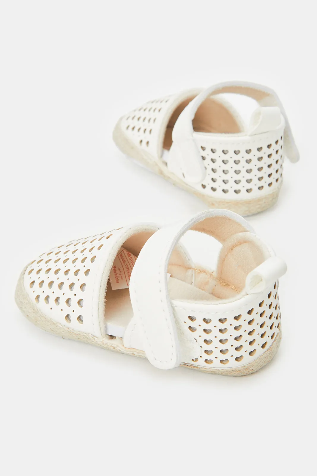 Baby White Velcro Pram Shoes