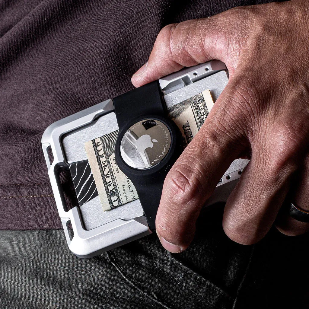 M1 Maverick™ AirTag Wallet