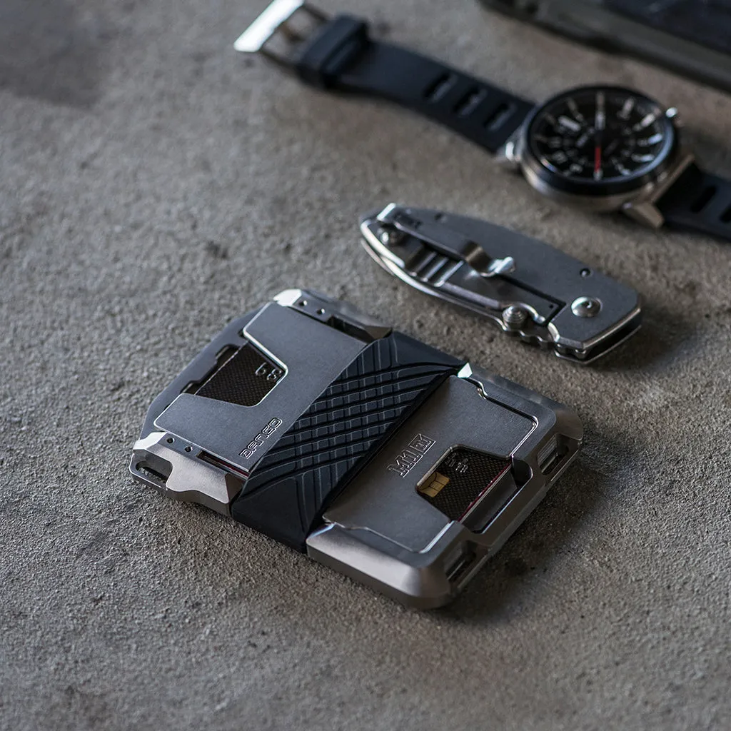 M1 MAVERICK™ TITANIUM TACTICAL WALLET